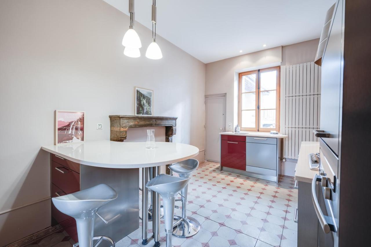 Grand Appartement 8 Personnes Terrasse Privative Hyper Centre Calme 롱르소니에 외부 사진