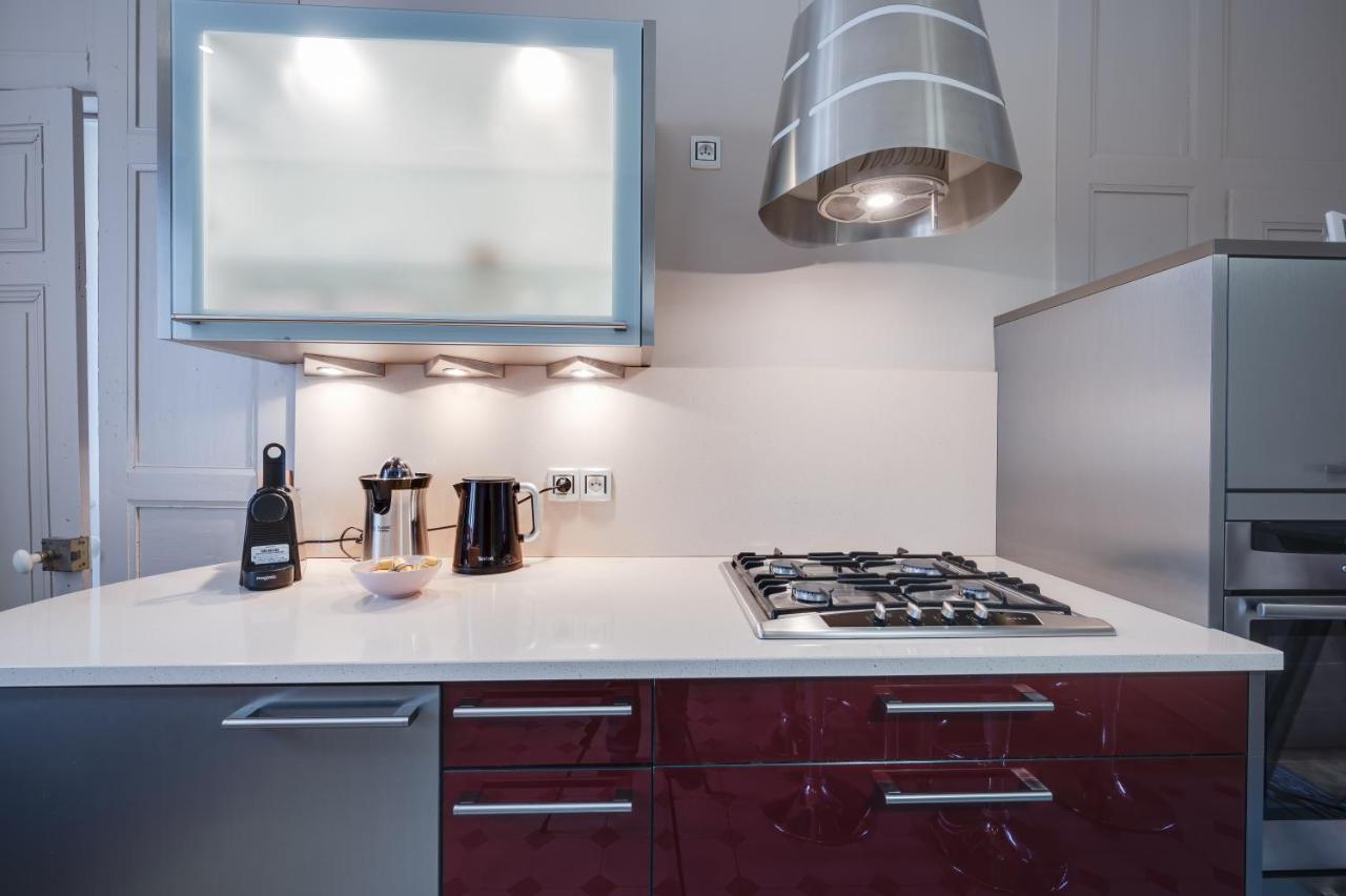 Grand Appartement 8 Personnes Terrasse Privative Hyper Centre Calme 롱르소니에 외부 사진