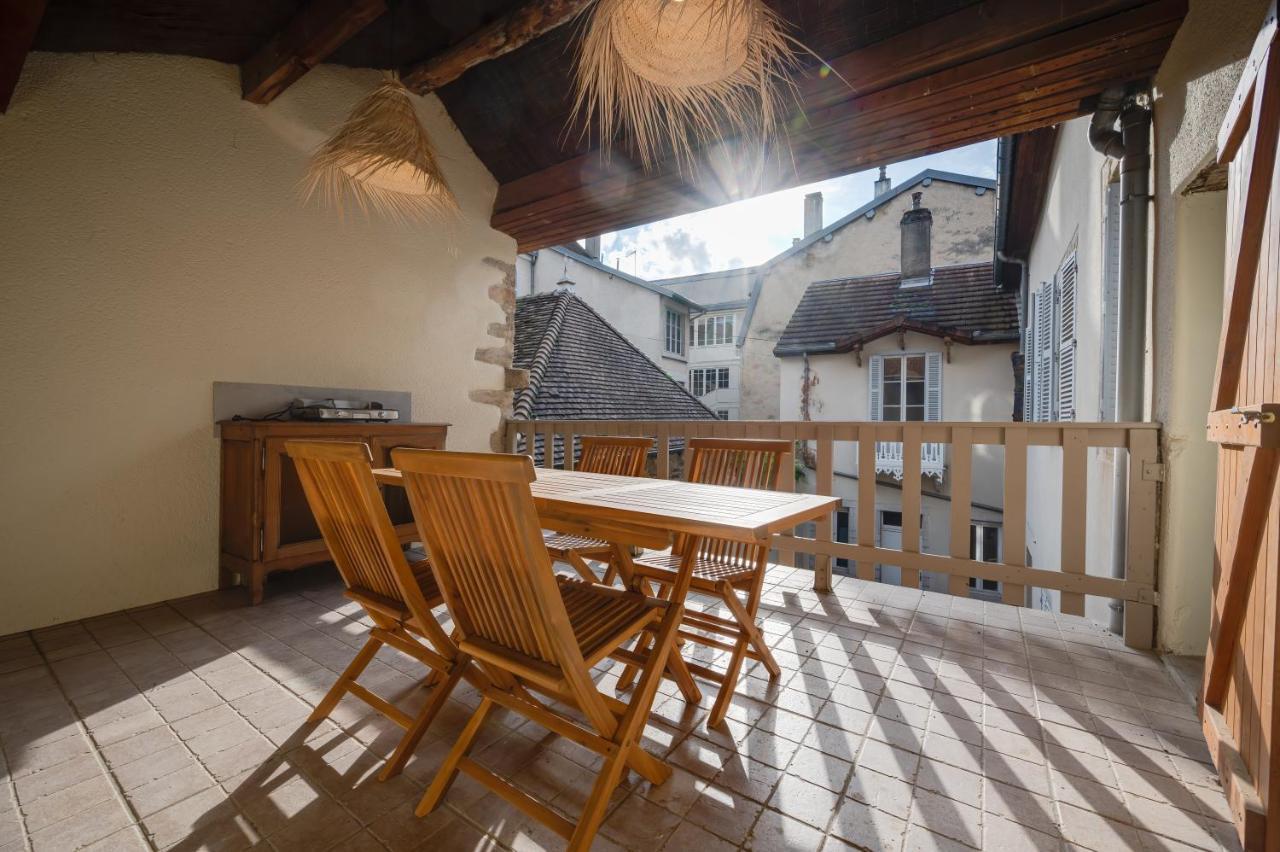 Grand Appartement 8 Personnes Terrasse Privative Hyper Centre Calme 롱르소니에 외부 사진